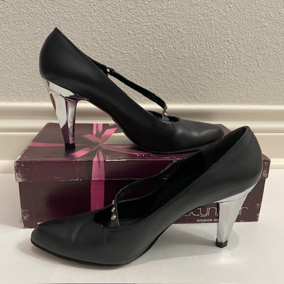 Stuart Weitzman Black with Shiny Silver Metallic High Heels - Picture 3 of 6